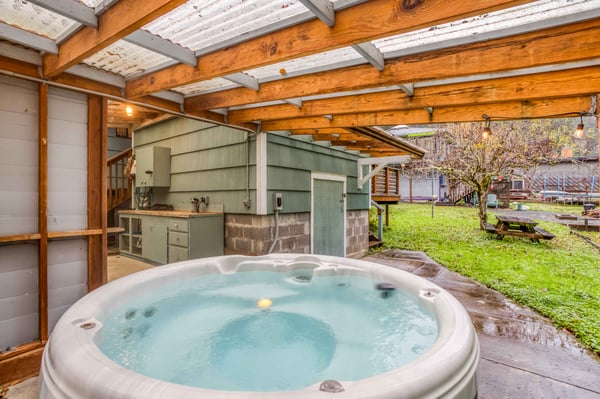 Hot Tub