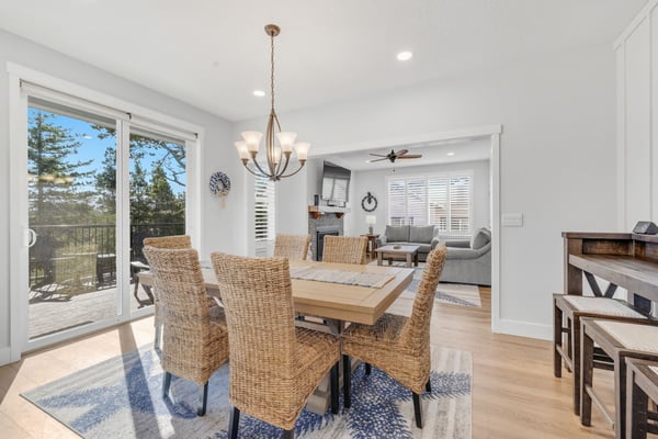 35-web-or-mls-510 Seaview Interior-35